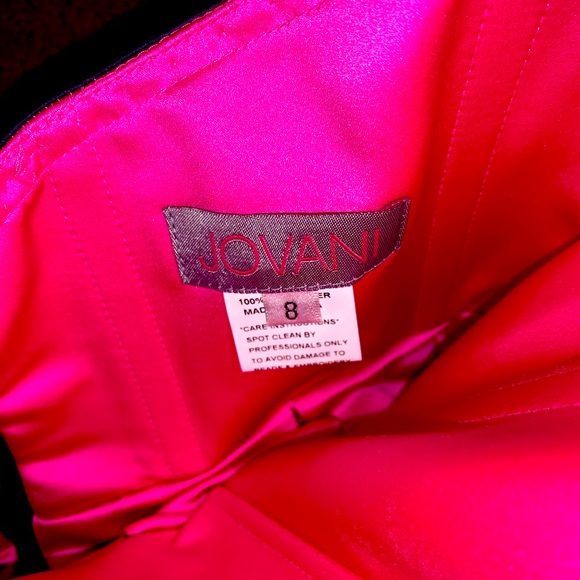 Jovani Hi Lo - Picture 4 of 5